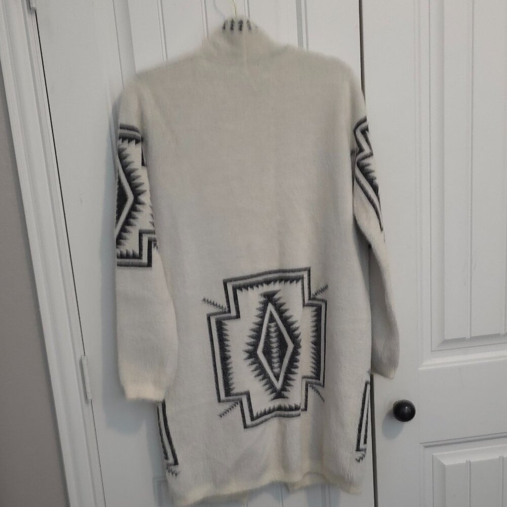 Venario Aztec Print Western Patterned Women's Cardigan - Woman's Size S - Picture 2 of 9